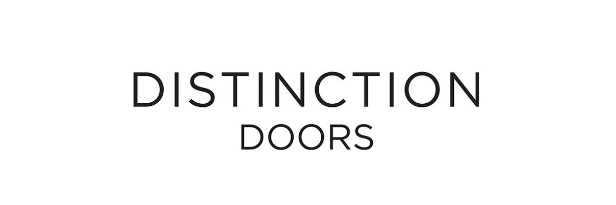 Distinction Doors Logo